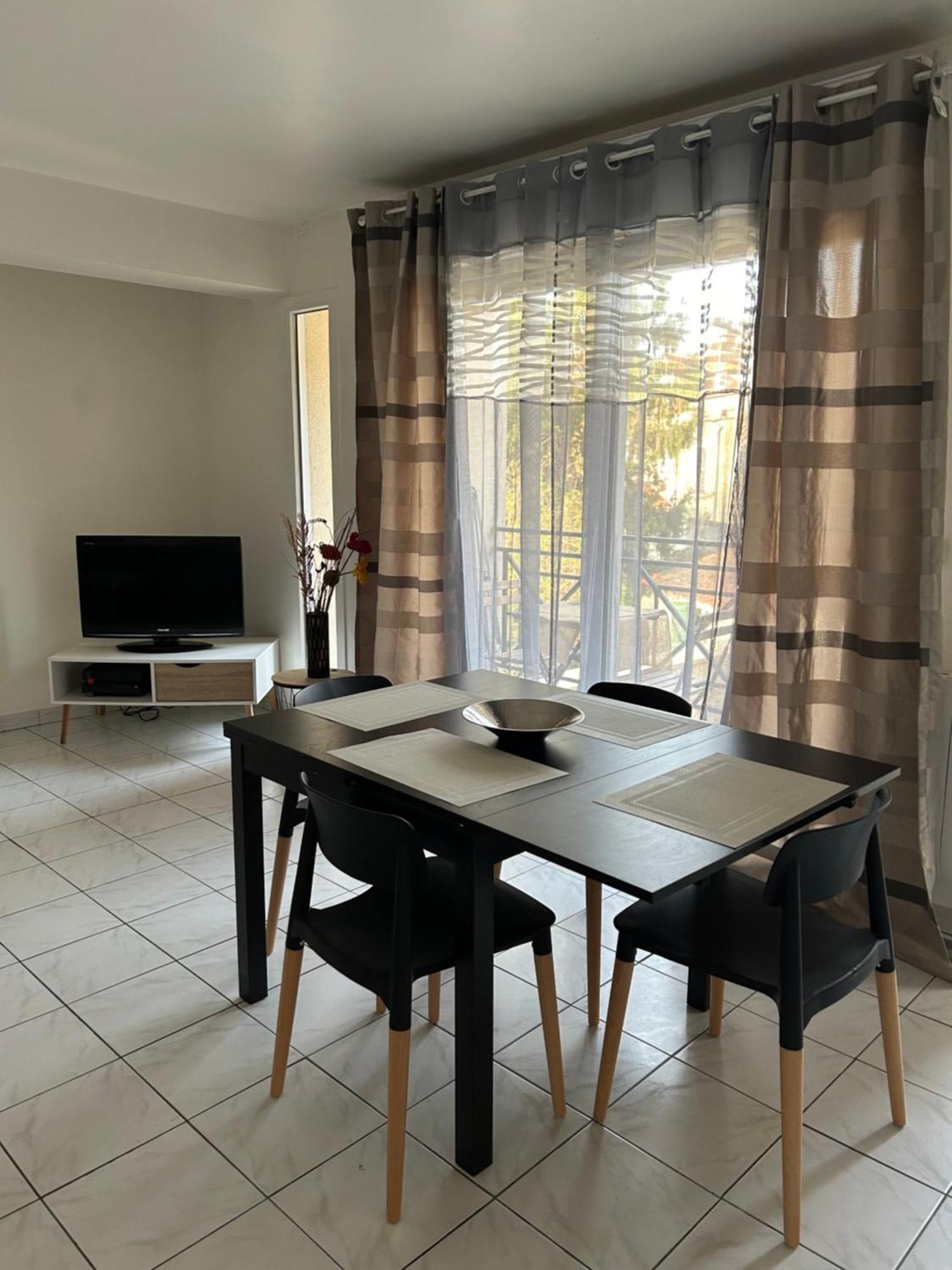 Appartement Cosy Tout Equipe Épinay-sur-Orge Kültér fotó
